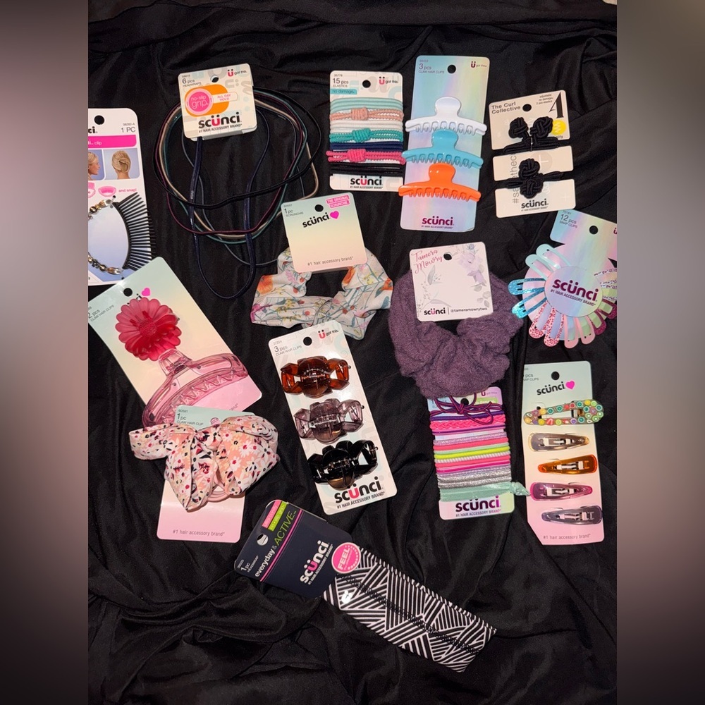 Scunci Hair Bundle